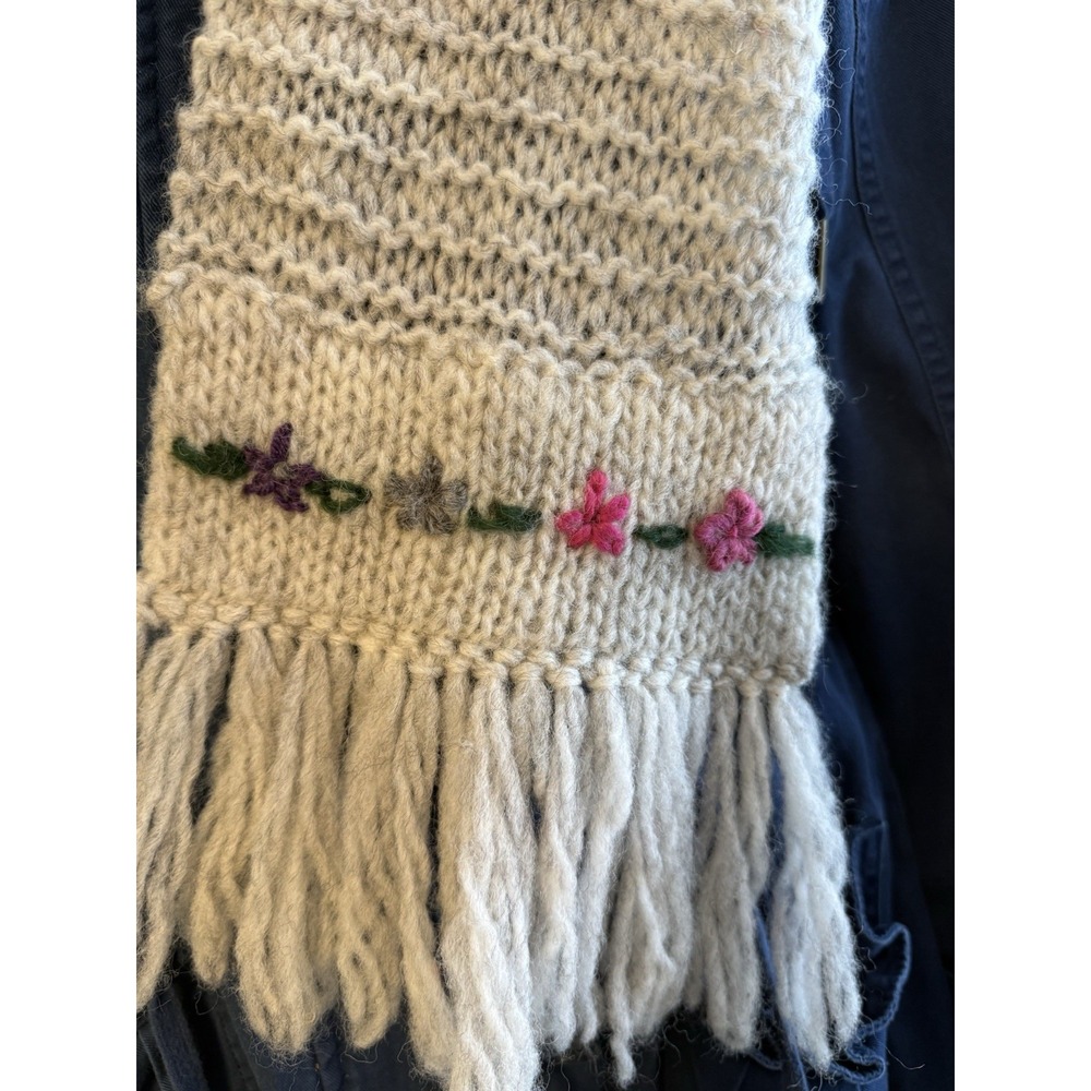 Handmadeโ Oatmeal Beige Wool Scarf Floral Accents Crochet Knit 9x78"